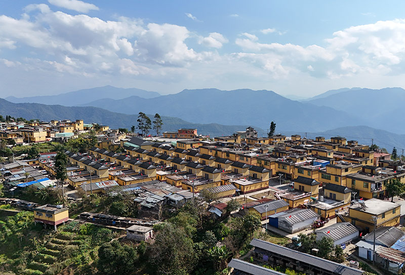 綠春縣半坡鄉二甫村。李建東攝