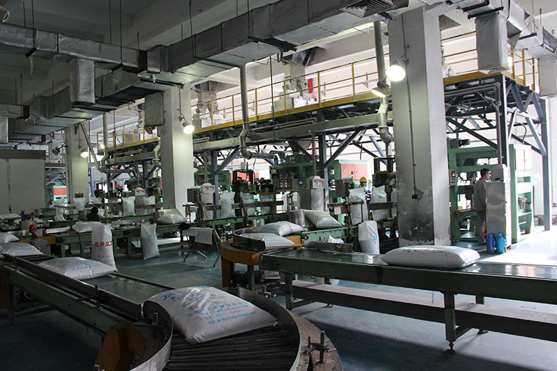 资料图片、云南水富云天化有限公司尿素生产车间