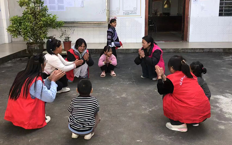 甲寅镇“爱心妈妈”与留守儿童结对帮-扶-红河县甲寅镇人民政府2026年资料图