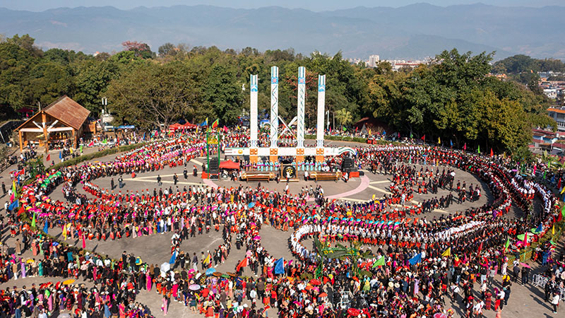 2024年目瑙縱歌狂歡現場。尹以祜攝