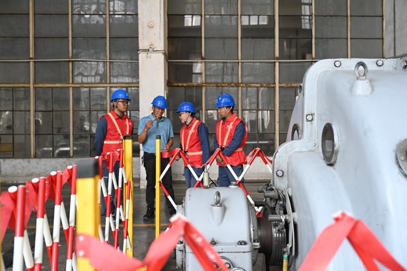 復工復產保供電。