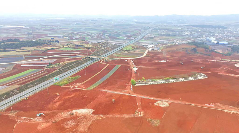 召夸片区高标准农田建设项目现场。