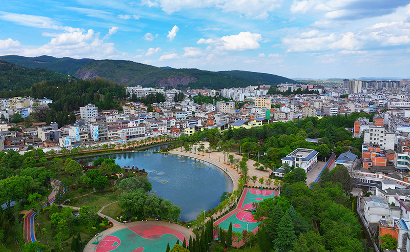 提升改造后的通玄公園，綠意盎然。