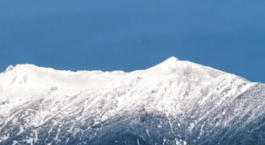 苍山春雪 壮美如画