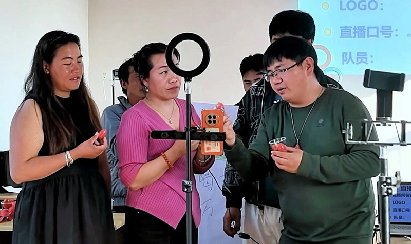直播培训现场。