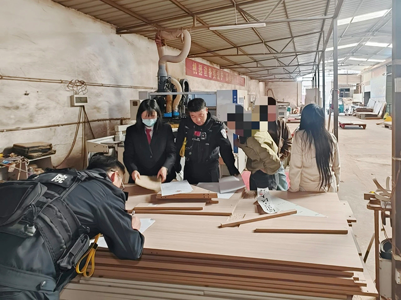 晋宁法院执行干警对辖区终本案件进行梳理核查，核实案件相关情况。