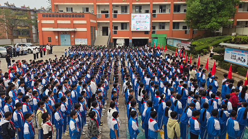 灵泉中心校宣讲-丁奕希摄-资料图