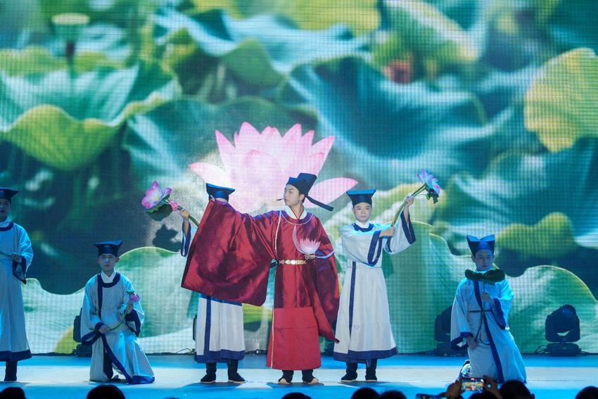 云南师范大学实验中学2026年校园文化艺术节文艺展演现场。云南师范大学实验中学验供图