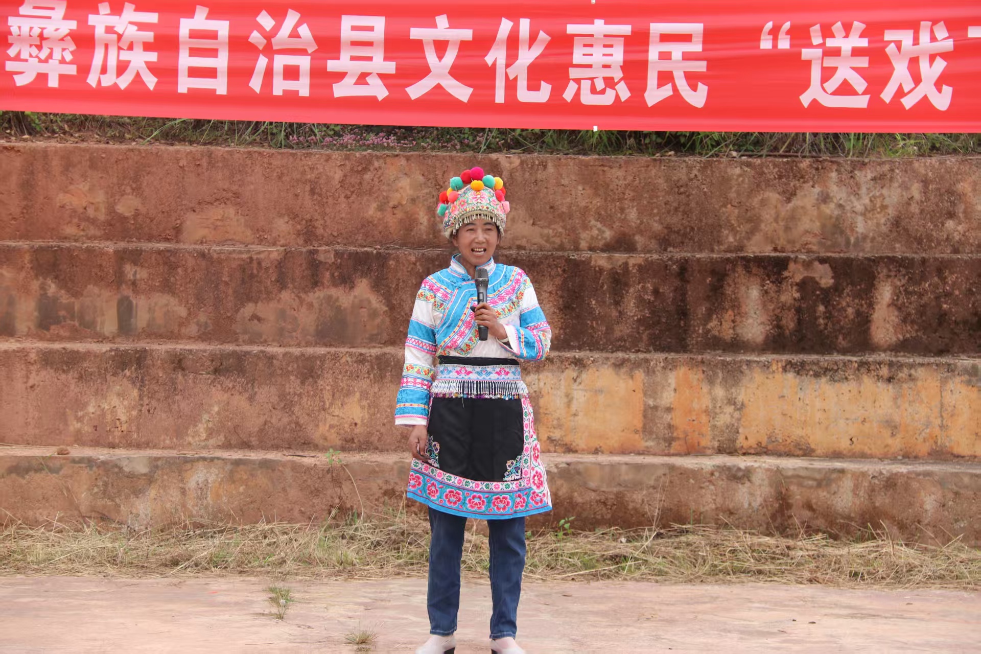 常学美参加惠民演出。受访者供图