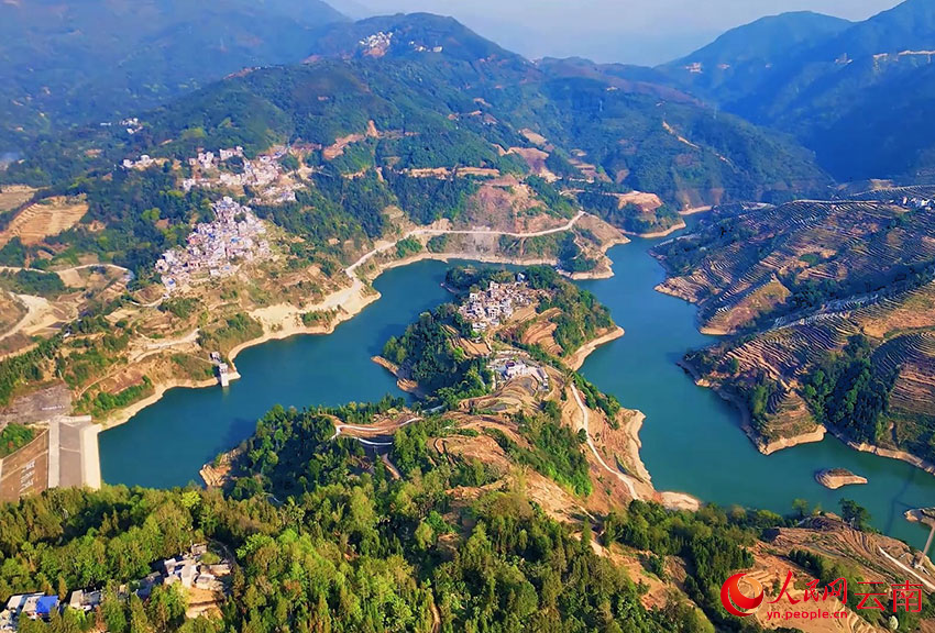 阿扎河水库航拍全景。陈永贵摄