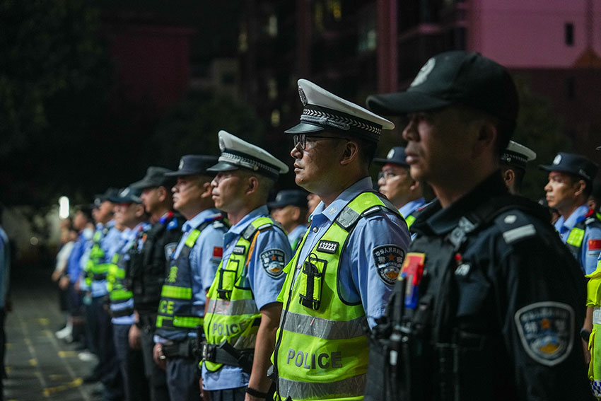 云南芒市启动“利剑护蕾·强基”行动。 芒市公安局供图
