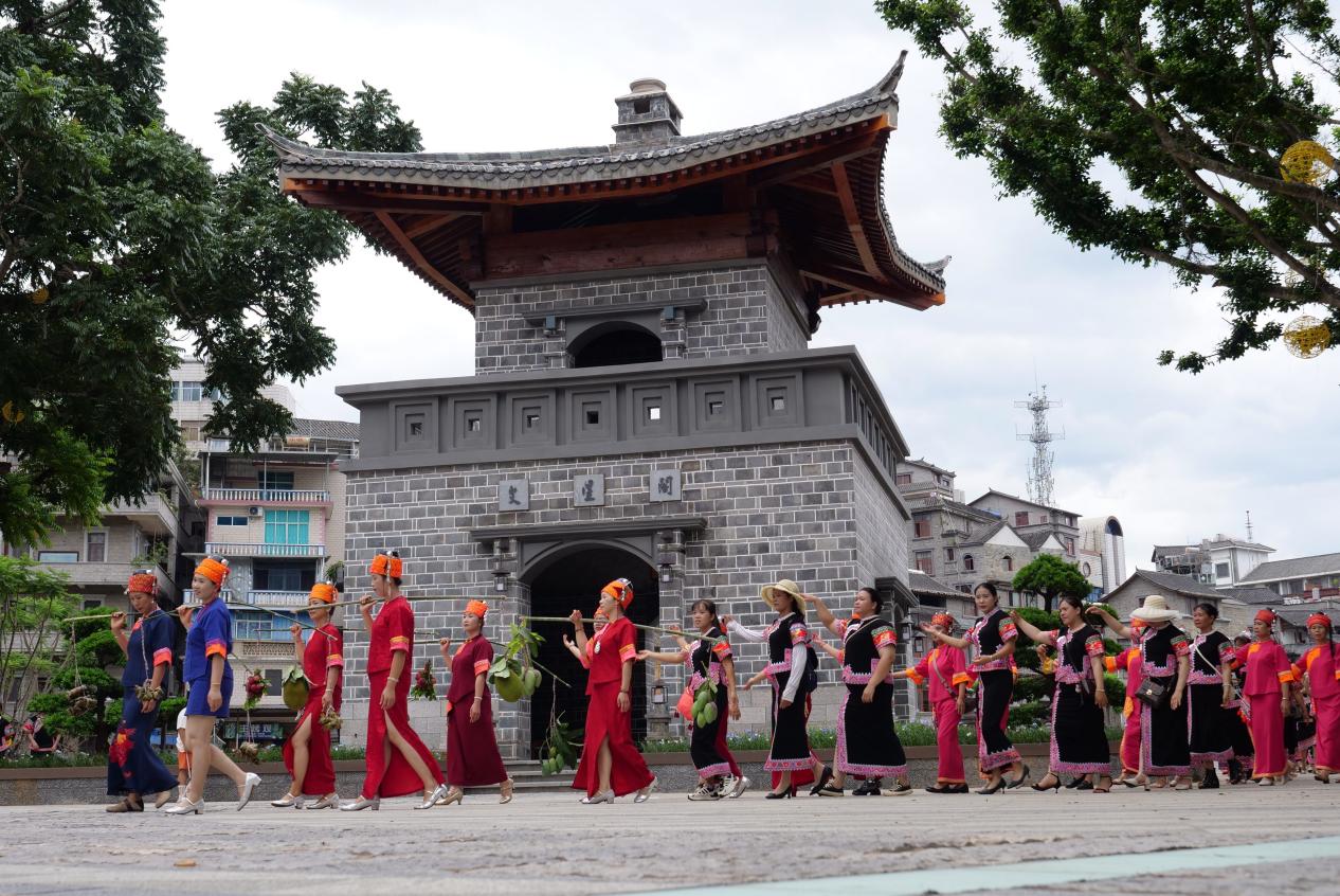 紅河縣“傣韻端陽·馬幫風華——2026紅河縣端午民俗文旅樂享活動”紅河州融媒體中心供圖