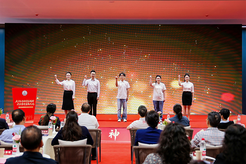 活动现场。昆明医科大学供图