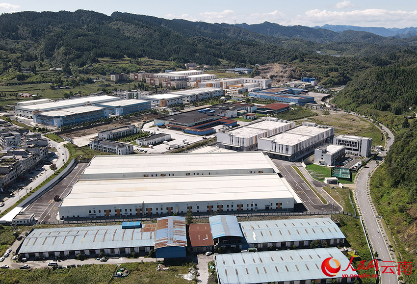 俯瞰赤水源绿色食品加工产业园。人民网记者 符皓摄