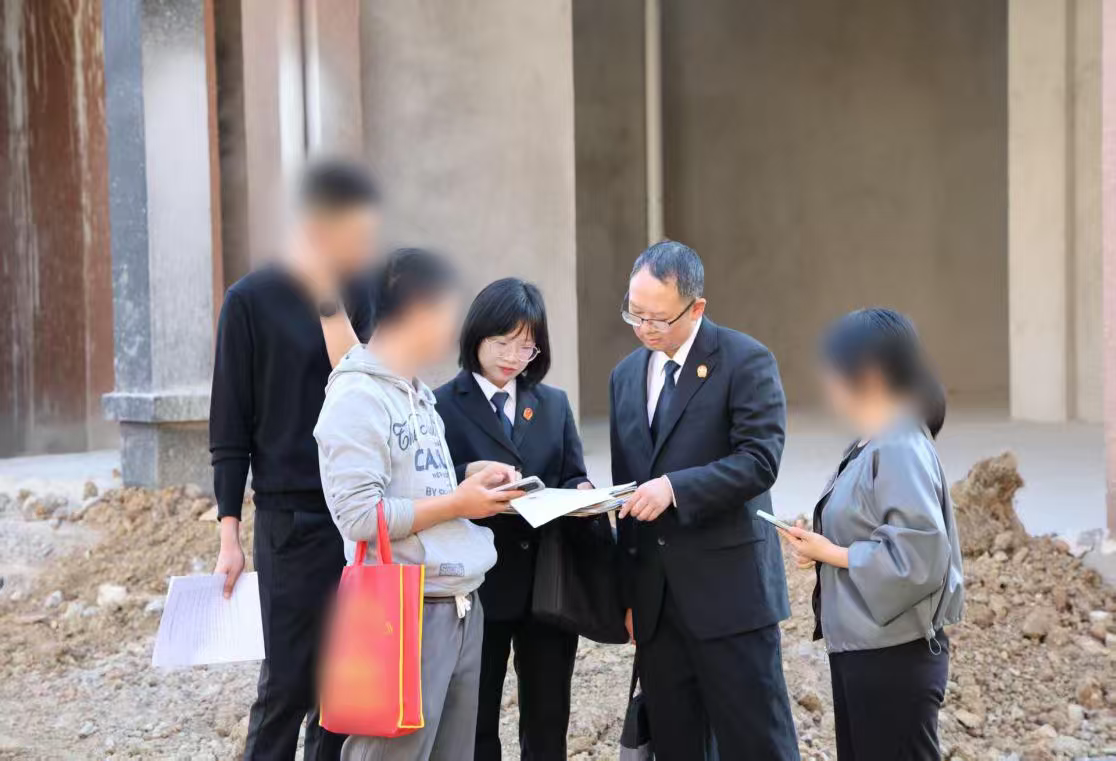 德宏中院涉案房产查封现场。