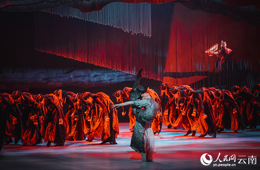 原创舞剧《长联·大观》演出现场。李宜涧摄