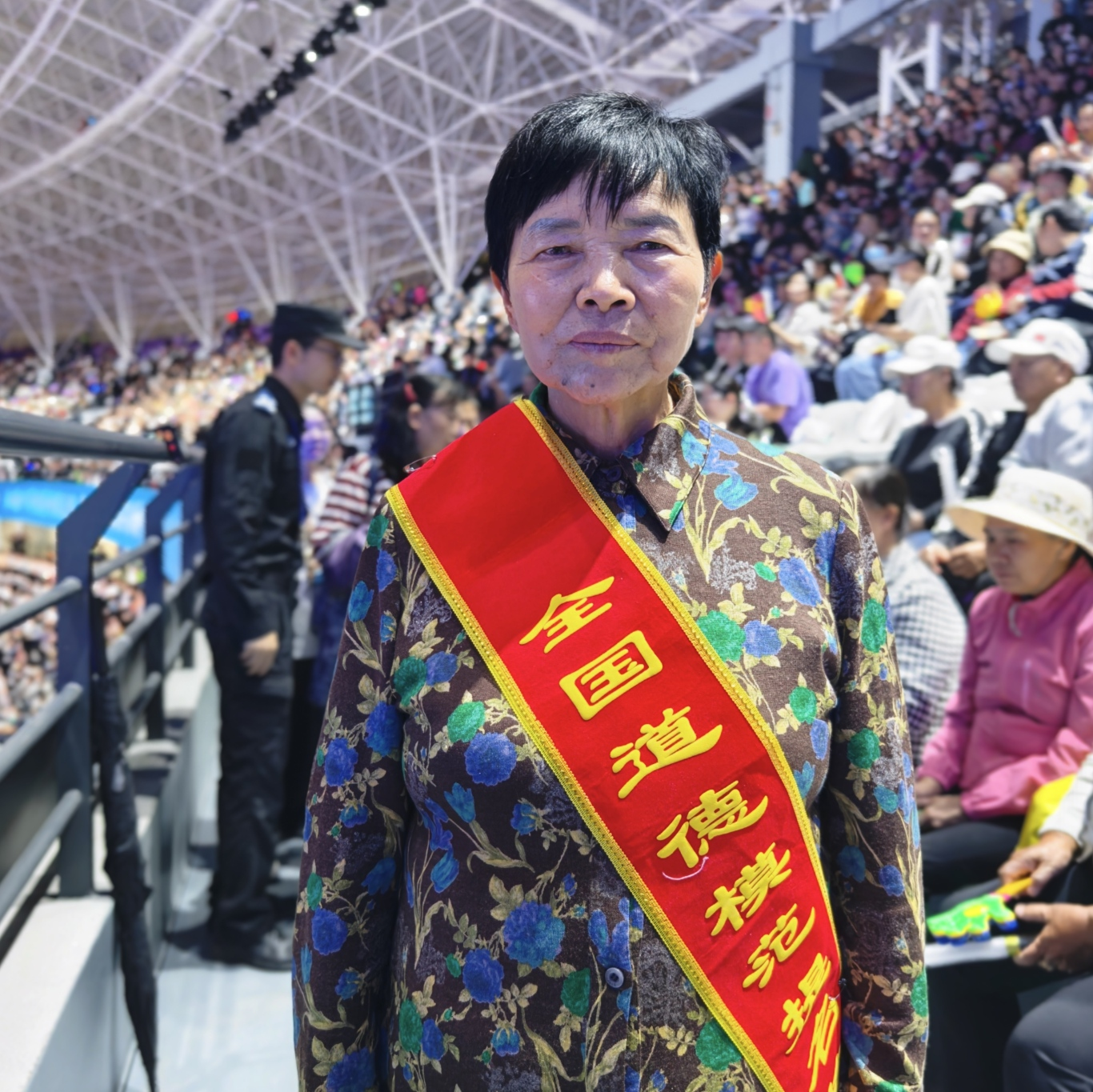 全国道德模范提名奖代琼兰