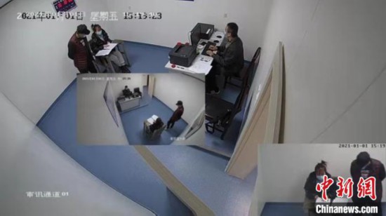 圖為犯罪嫌疑人尚某接受審問。南寧警方供圖