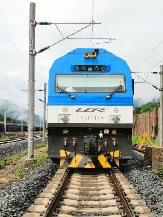 中國造內燃機車“入列”中老鐵路