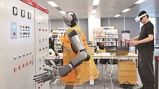 更稳、更快、更拟人人形机器人跑步前进(图2)